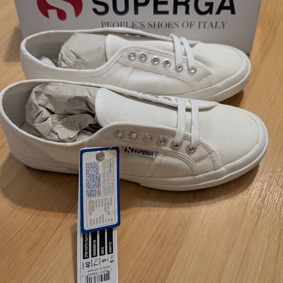 Sugerga 2750 Sneakers White Women's 9 - NIB - Picture 1 of 5